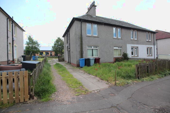 2 Bedroom Flat To Rent In Murray Terrace, Carnwath, Lanark, ML11