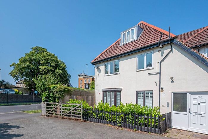 1 Bedroom Flat To Rent In Cavendish Road, Balham, London, SW12