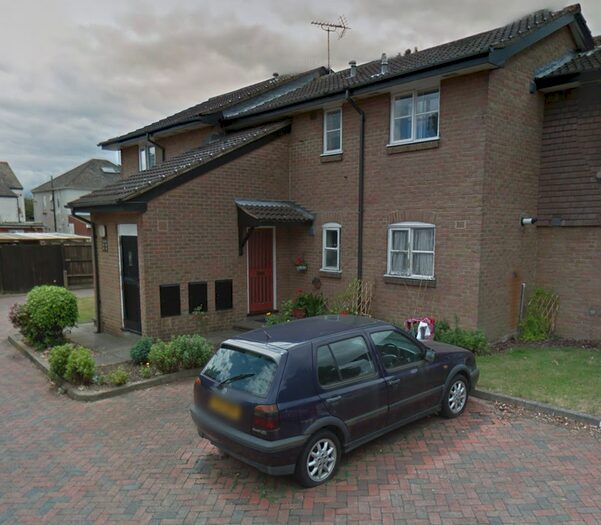 1 Bedroom Flat To Rent In Windsor Road, Hayes, UB3