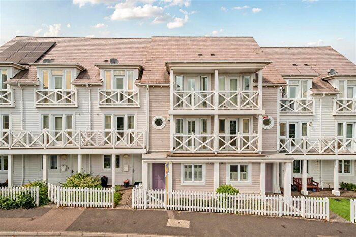 4 Bedroom Town House For Sale In Manley Boulevard, Snodland, ME6