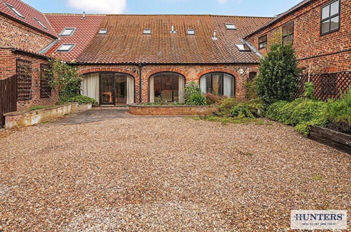 4 Bedroom Barn Conversion For Sale In Foggathorpe, Selby, YO8