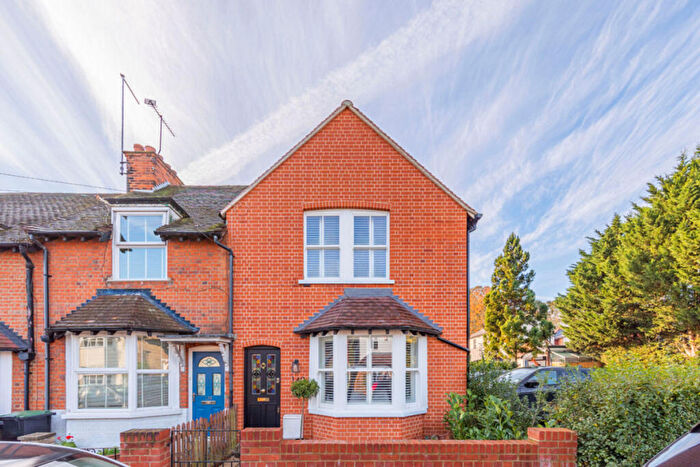 3 Bedroom End Of Terrace House To Rent In Forest Road, Loughton, IG10