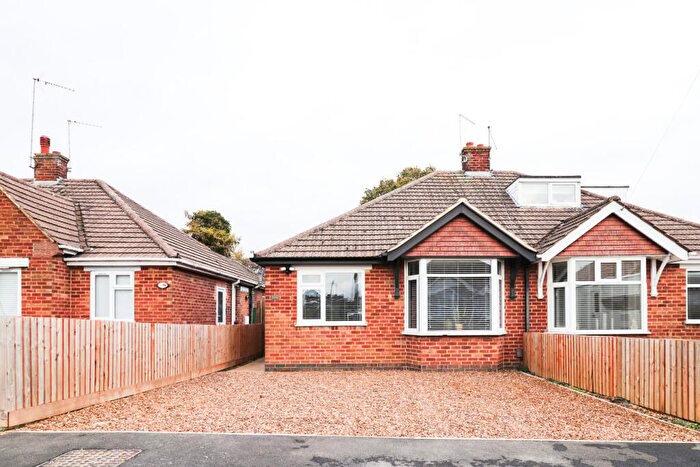 2 Bedroom Bungalow For Sale In Lorraine Drive, Northampton, NN3