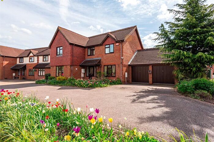4 Bedroom Detached House For Sale In Swayne Rise, Middleton, Milton Keynes, Buckinghamshire, MK10