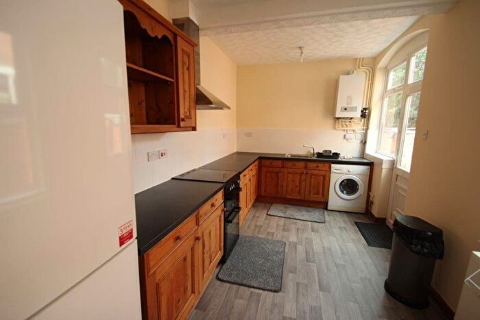 4 Bedroom Terraced House To Rent In Howard Road, Leicester, LE2