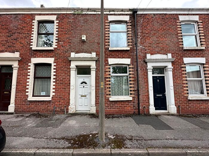 2 Bedroom Terraced House To Rent In St Lukes Place, Preston, PR1