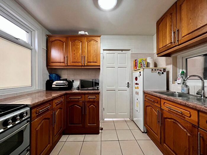 3 Bedroom Terraced House For Sale In Katherine Road, London, E7