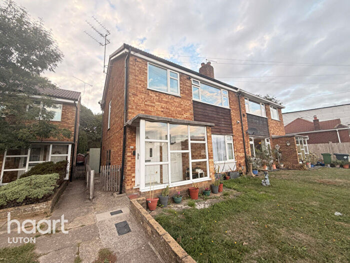 2 Bedroom Maisonette To Rent In Hitchin Road, Luton, LU2
