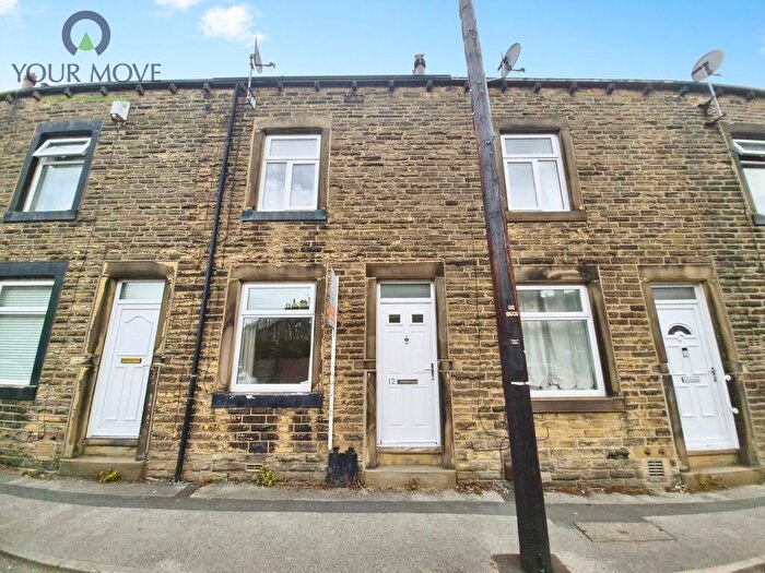 2 Bedroom Terraced House To Rent In Nashville Road, Keighley, West Yorkshire, BD22