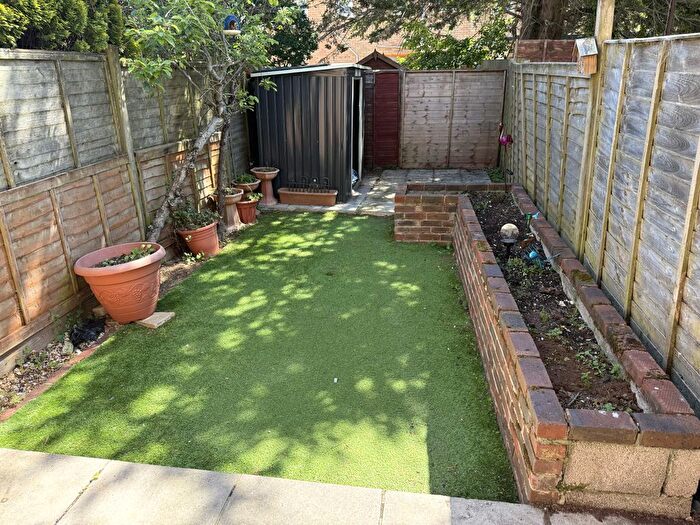 2 Bedroom Terraced House For Sale In Slepe Crescent, Parkstone, BH12