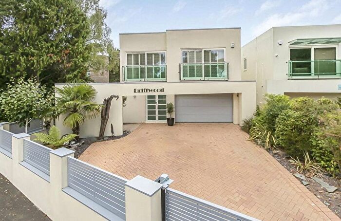 4 Bedroom Detached House For Sale In Crichel Mount Road, Evening Hill, Poole, Dorset, BH14