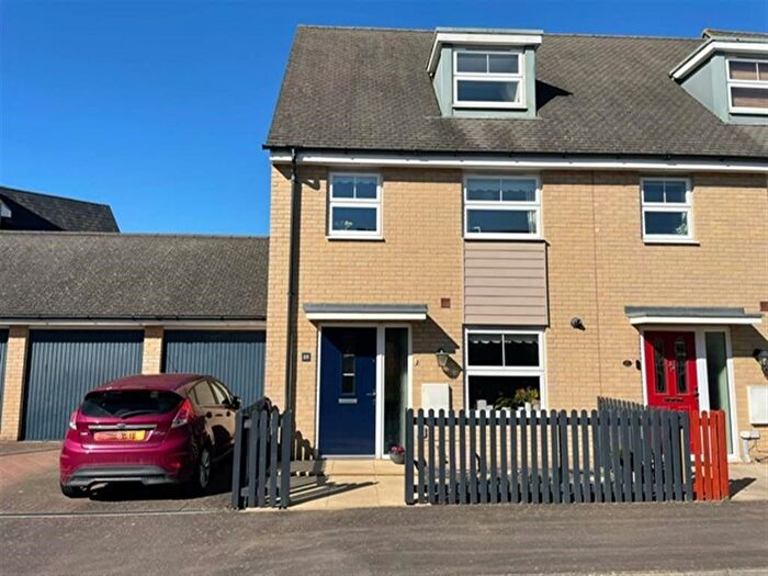 3 Bedroom End Of Terrace House For Sale In Halifax Road, Upper Cambourne, Cambridge, CB23