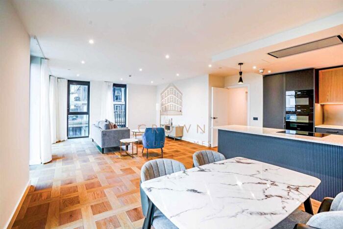 3 Bedroom Apartment To Rent In Saffron Wharf, London Dock, E1W