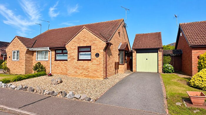 2 Bedroom Semi-Detached Bungalow For Sale In Slaters Close, Kirby Cross, Frinton-On-Sea, CO13