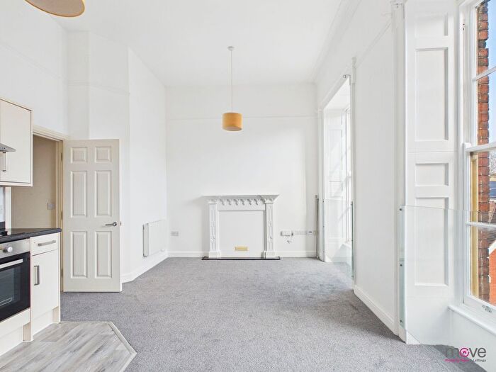 1 Bedroom Flat To Rent In Nashs Passage, Worcester, WR1