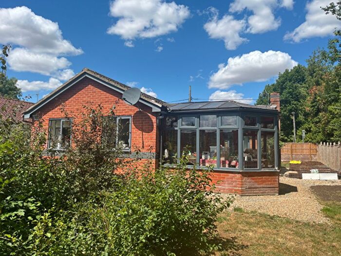 3 Bedroom Detached Bungalow For Sale In Little Meadows Drive, Otley, IP6