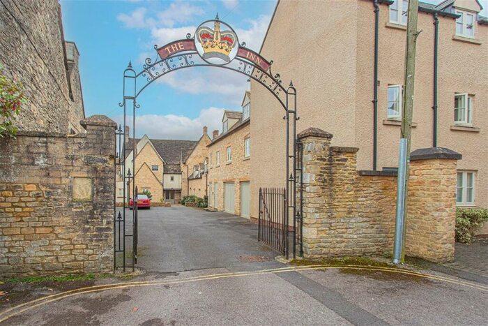 2 Bedroom Apartment For Sale In Tetbury Town Centre, GL8