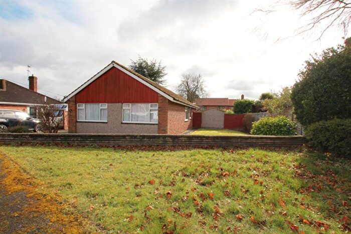 3 Bedroom Detached Bungalow For Sale In Beech Road, Elloughton, Brough, HU15