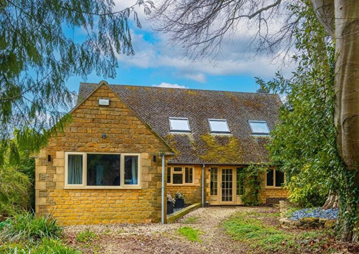 4 Bedroom Detached House For Sale In Great Rollright, Chipping Norton, OX7
