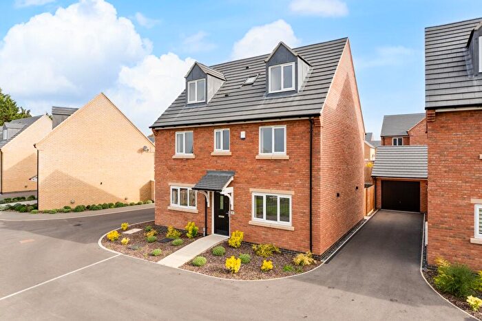 5 Bedroom Detached House For Sale In Reed Close, Kettering, NN16