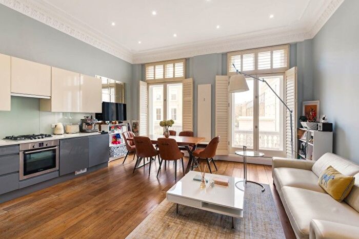 2 Bedroom Flat To Rent In Stanhope Gardens, London, SW7