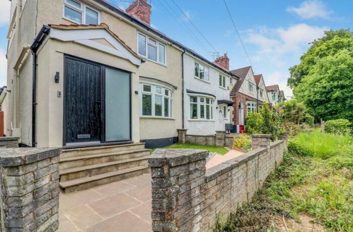 4 Bedroom Property To Rent In North Western Avenue, Watford, WD25