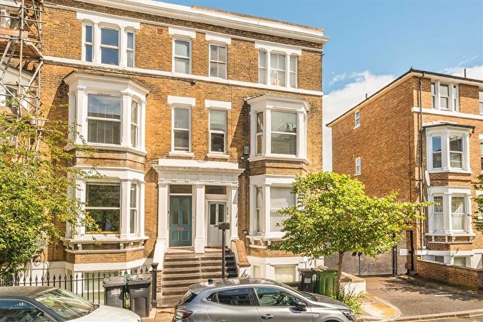 2 Bedroom Flat For Sale In Offley Road, Stockwell, SW9