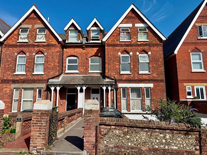 2 Bedroom Property To Rent In Moatcroft Road, BN21