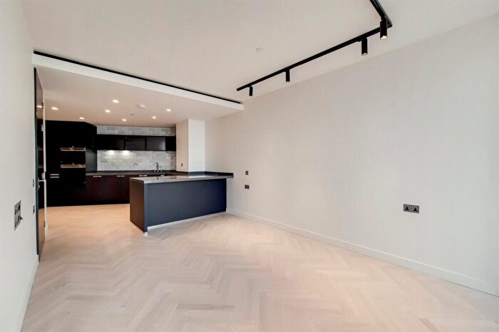 1 Bedroom Apartment To Rent In Sun Street, Hackney, EC2A