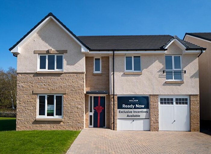 5 Bedroom Detached House For Sale In Monarchs Walk, West Calder, EH55