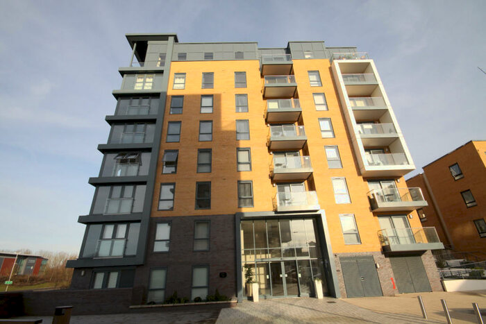 1 Bedroom Apartment To Rent In Drake Way, Reading, RG2