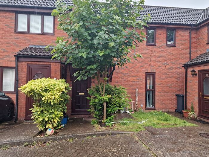 2 Bedroom Terraced House To Rent In Elstree, WD6
