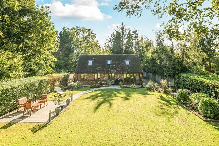 4 Bedroom Detached House For Sale In Finchampstead Road, Finchampstead, Berkshire, RG40