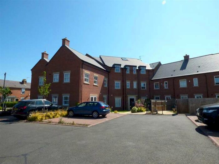 2 Bedroom Apartment To Rent In Old Town Gardens, Stratford-upon-avon, CV37