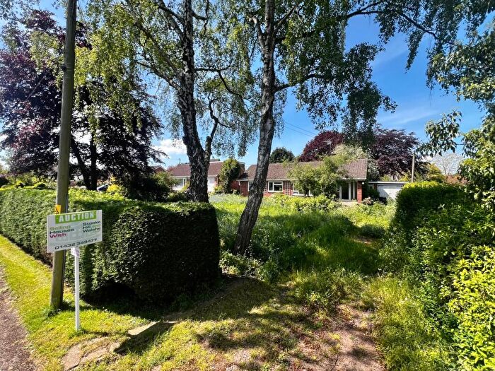 3 Bedroom Bungalow For Sale In Church Road, Clehonger, Hereford, HR2