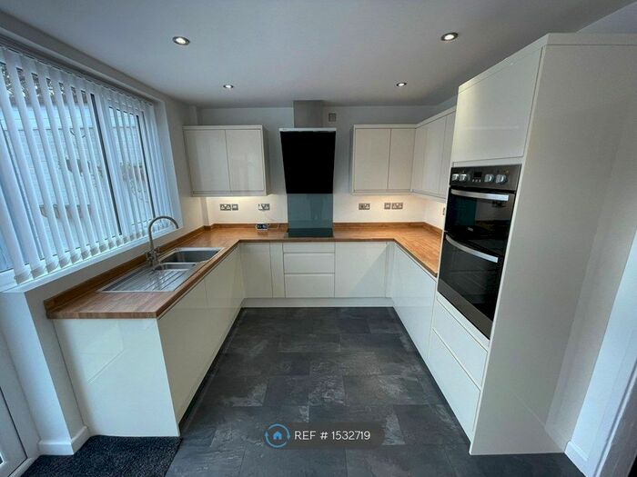 4 Bedroom Semi-Detached House To Rent In Perch Avenue, Birmingham, B37