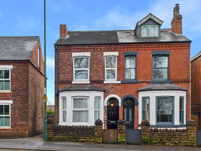 3 Bedroom Semi Detached House For Sale In Woodborough Road, Mapperley, Nottingham, NG3