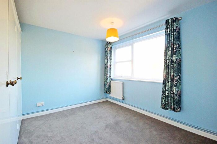 2 Bedroom Apartment For Sale In St. Michaels Road, Bedford, Bedfordshire, MK40