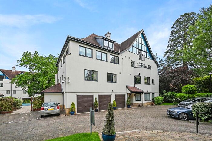 3 Bedroom Apartment To Rent In Carew Road, Northwood, HA6