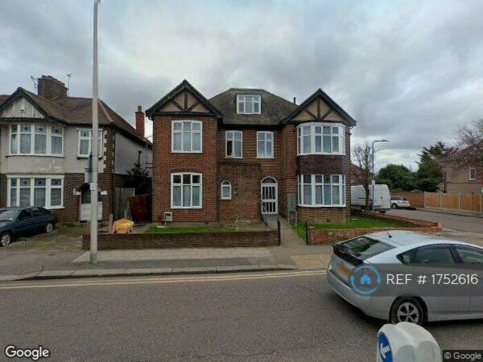 1 Bedroom Flat To Rent In Barley Lane, Ilford, IG3