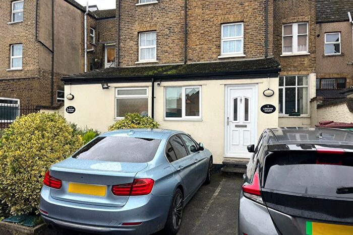 1 Bedroom Flat To Rent In Leigham Court Clyde Road, Wallington, SM6