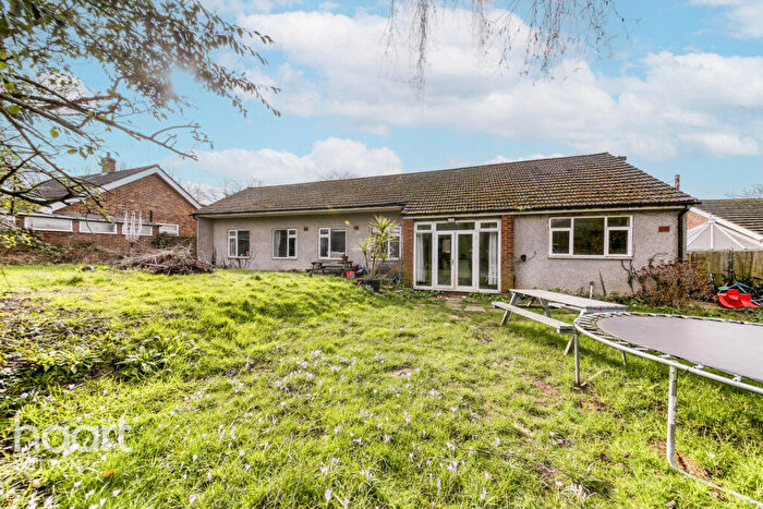 4 Bedroom Semi-Detached Bungalow For Sale In Burdon Lane, Sutton, SM2