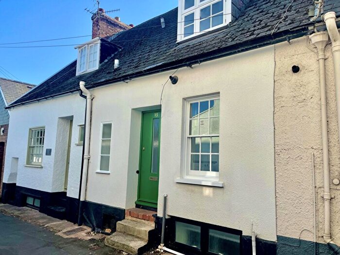 2 Bedroom Maisonette To Rent In Monmouth Hill, Topsham, EX3