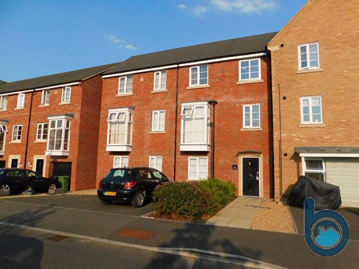 2 Bedroom Flat To Rent In Molyneux Square, Peterborough, Cambridgeshire, PE7