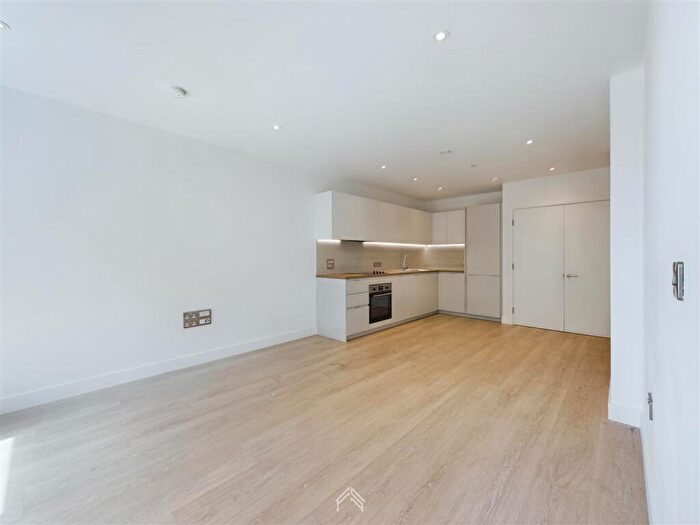 2 Bedroom Flat To Rent In Ashley Road, Tottenham Hale, N17