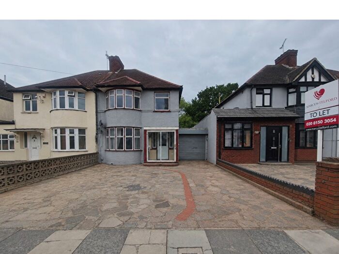 4 Bedroom Terraced House To Rent In Lady Margaret Road, Southall, UB1