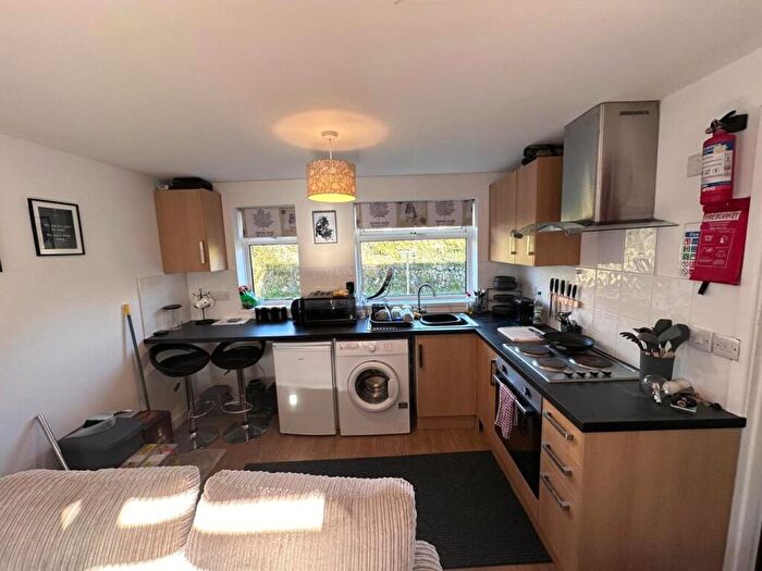 1 Bedroom Semi-Detached House To Rent In Mitchell Road, St Austell, PL25