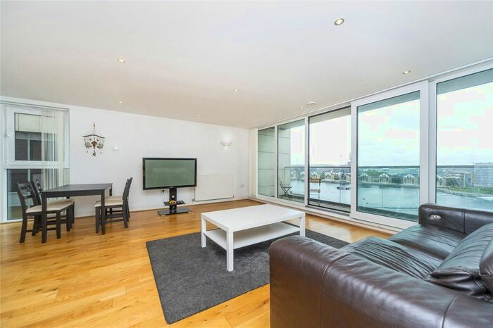 2 Bedroom Flat To Rent In Alaska Apartments, Western Gateway, London, E16