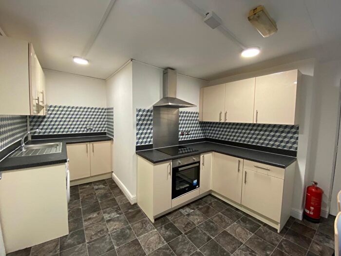 3 Bedroom Flat To Rent In London Road, Liverpool, L3