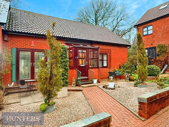 2 Bedroom House For Sale In St. Johns Farm Mews, Exmouth, EX8